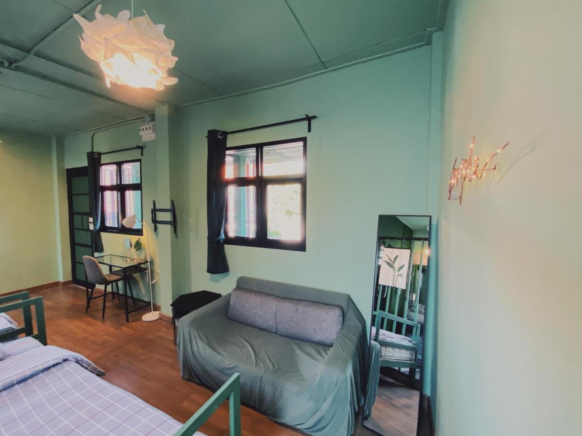 Chiangmai Moli Inn (Adults Only) شيانغ ماي المظهر الخارجي الصورة